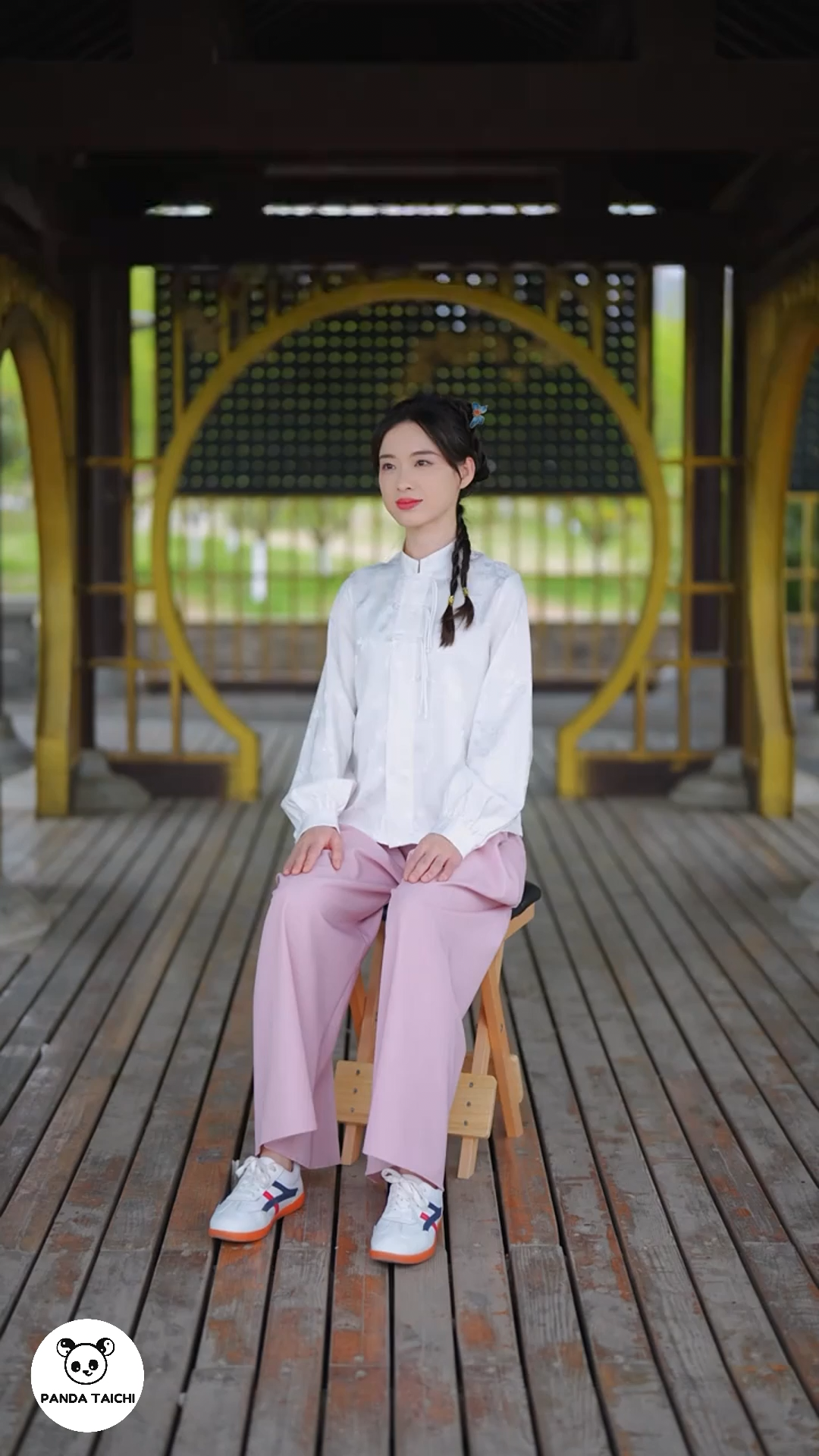 Taoist Sitting Ba Duan Jin | Seated Eight Brocades Qigong for Seniors, Knee Pain Relief & Energy Healing